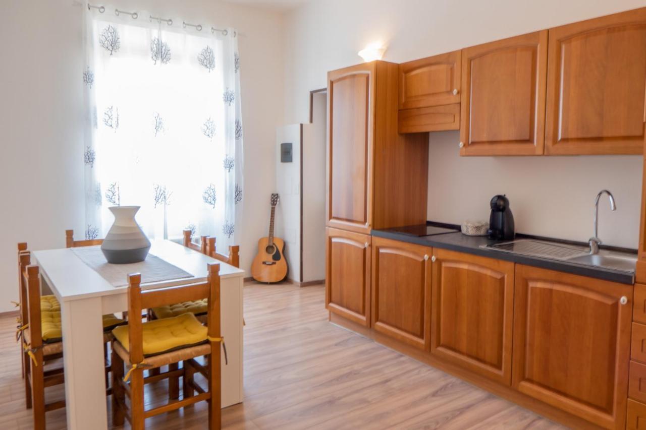 Biggy Apartment Olbia Buitenkant foto
